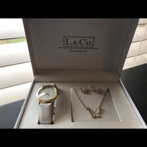 Watch and jewelry set - Picture 2 of 2